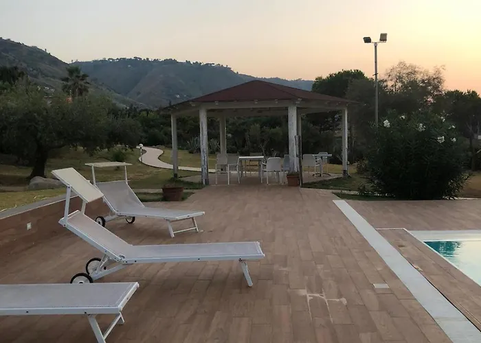 Alisea * Чефалу