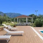 Alisea Villa
